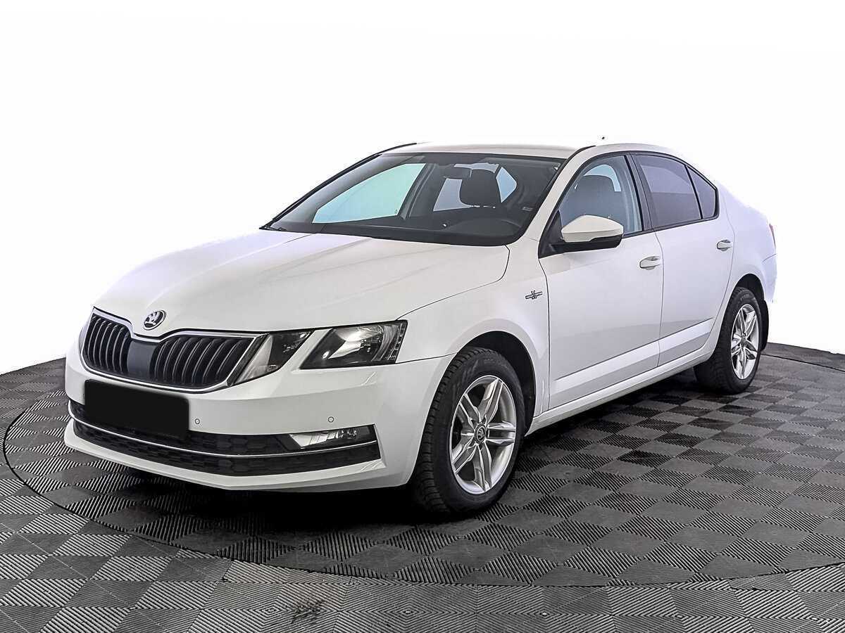 Skoda Octavia б/у, 2018, Роботизированная. Фото: #0