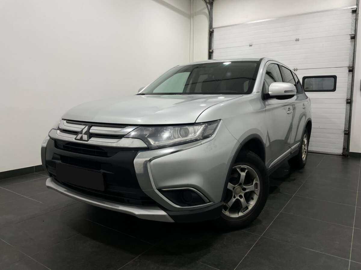 Mitsubishi Outlander б/у, 2016, Вариатор. Посмотреть фото