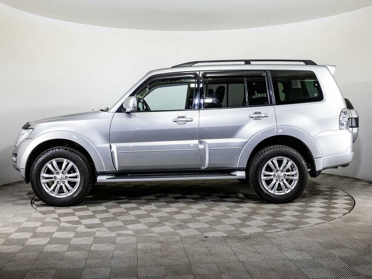 Mitsubishi Pajero б/у, 2017, Автоматическая. Фото: #7