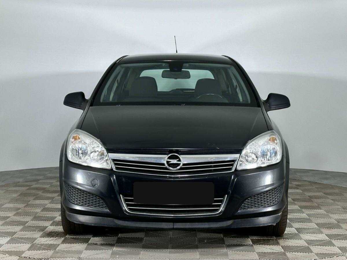 Opel Astra б/у, 2014, Автоматическая. Фото: #2