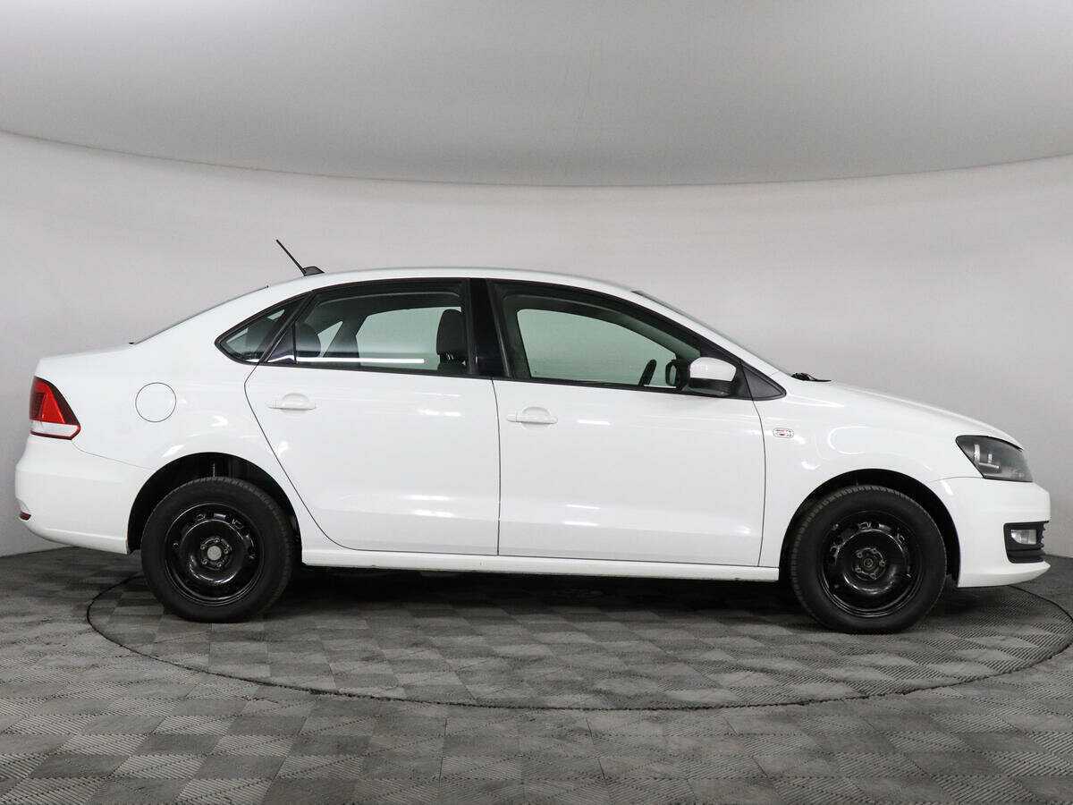 Volkswagen Polo б/у, 2018, Автоматическая. Фото: #3