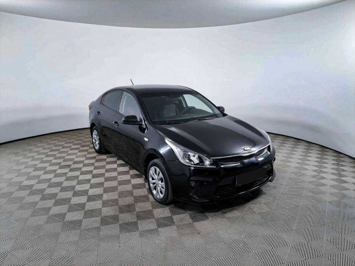 Kia Rio б/у, 2017, Автоматическая. Фото: #2