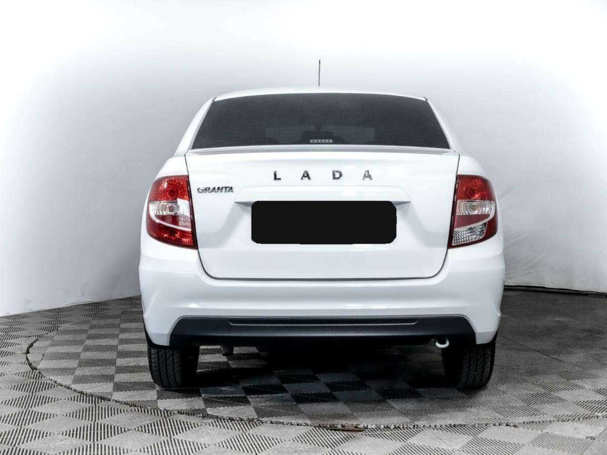 Lada (ВАЗ) Granta б/у, 2023, Механическая. Фото: #4