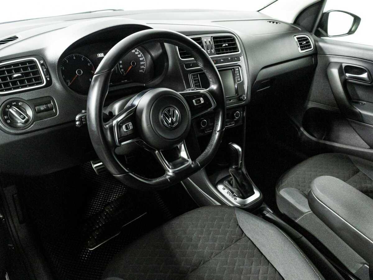 Volkswagen Polo б/у, 2018, Автоматическая. Фото: #10