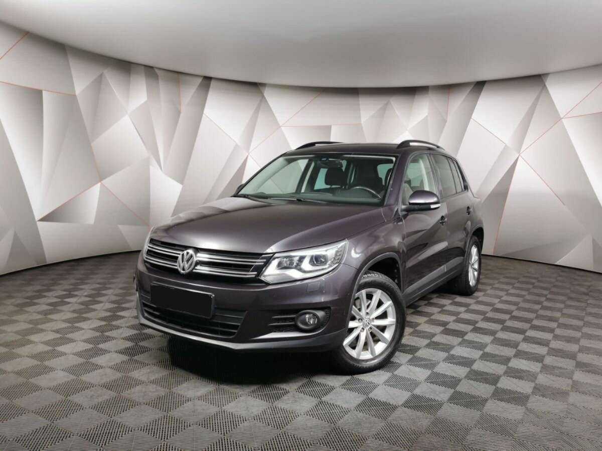 Volkswagen Tiguan б/у, 2015, Автоматическая. Посмотреть фото