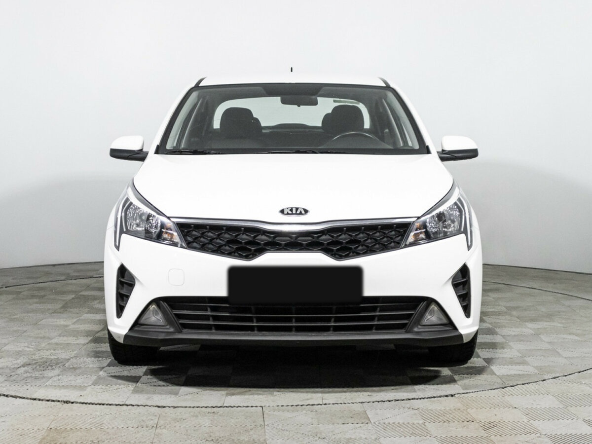 Kia Rio б/у, 2021, Механическая. Фото: #1