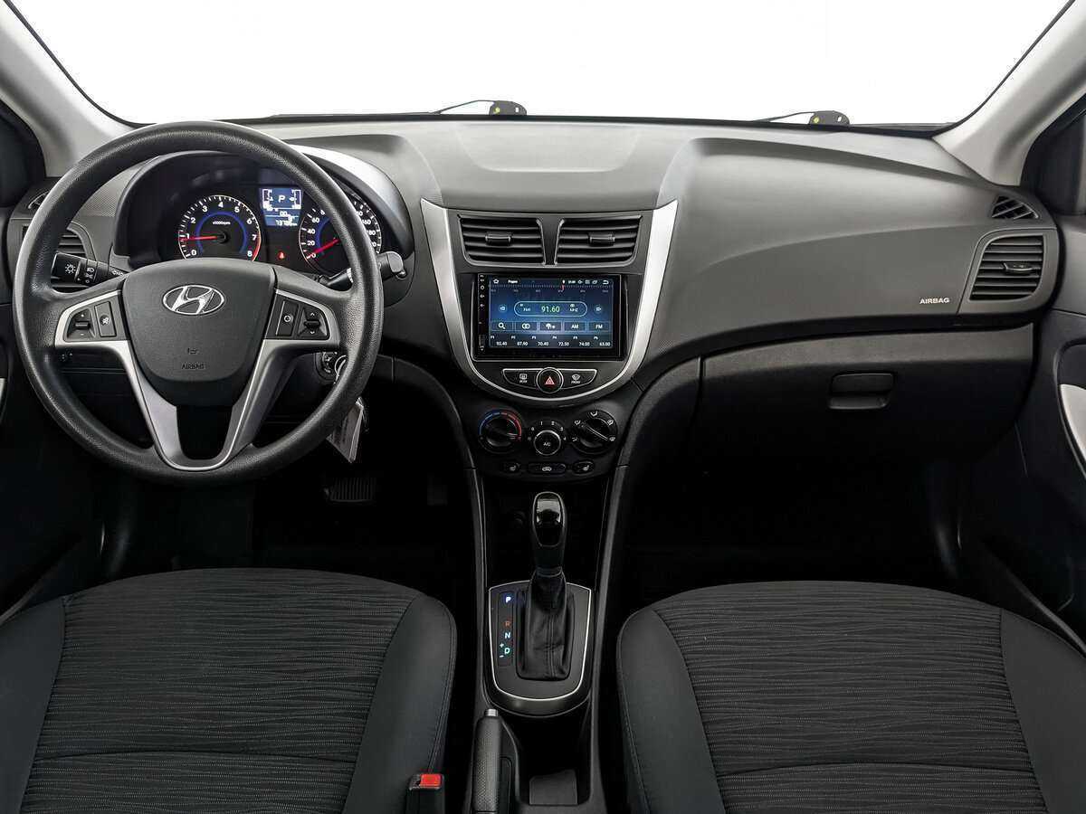 Hyundai Solaris б/у, 2016, Автоматическая. Фото: #8