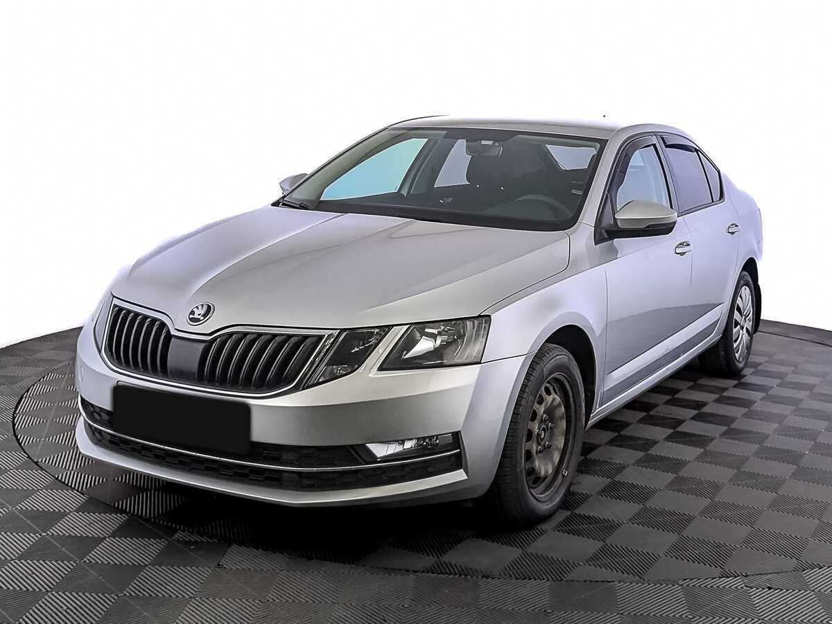 Skoda Octavia б/у, 2018, Роботизированная. Фото: #0