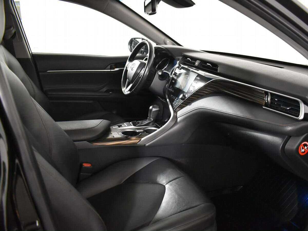 Toyota Camry б/у, 2020, Автоматическая. Фото: #7