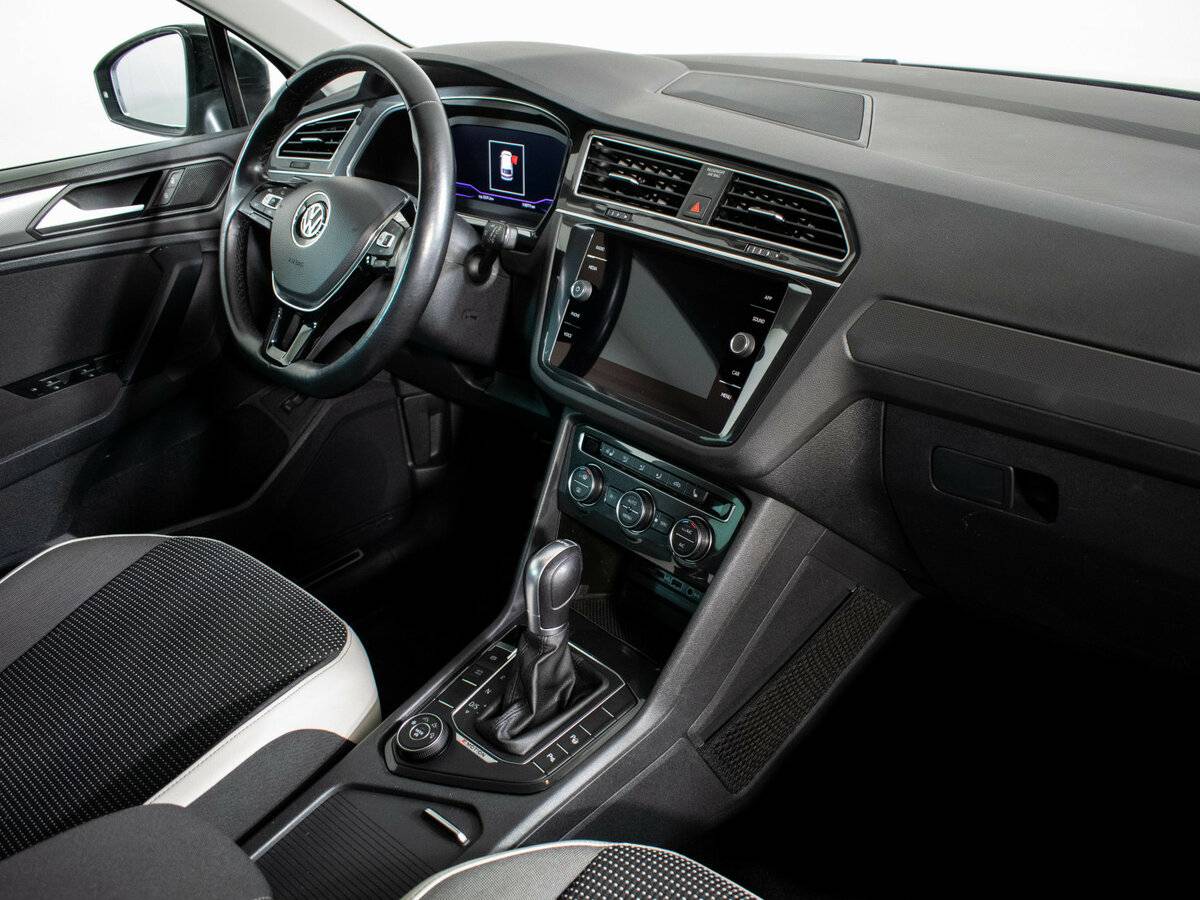 Volkswagen Tiguan б/у, 2019, Роботизированная. Фото: #8
