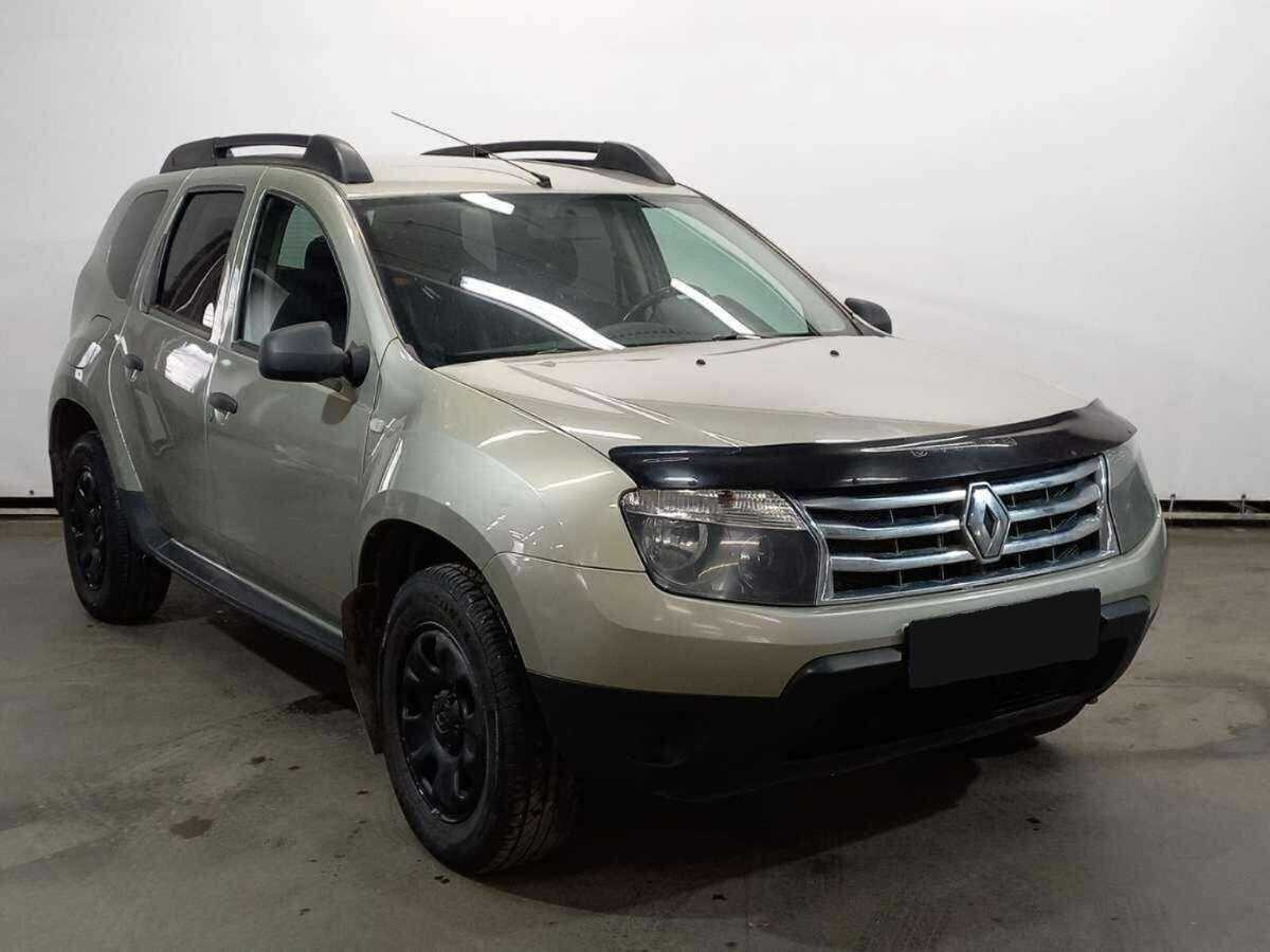 Renault Duster б/у, 2014, Механическая. Фото: #2