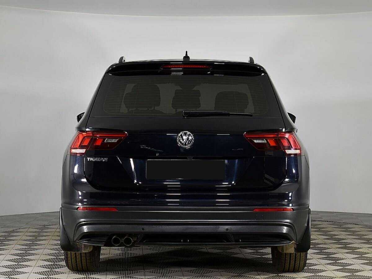 Volkswagen Tiguan б/у, 2020, Механическая. Фото: #1
