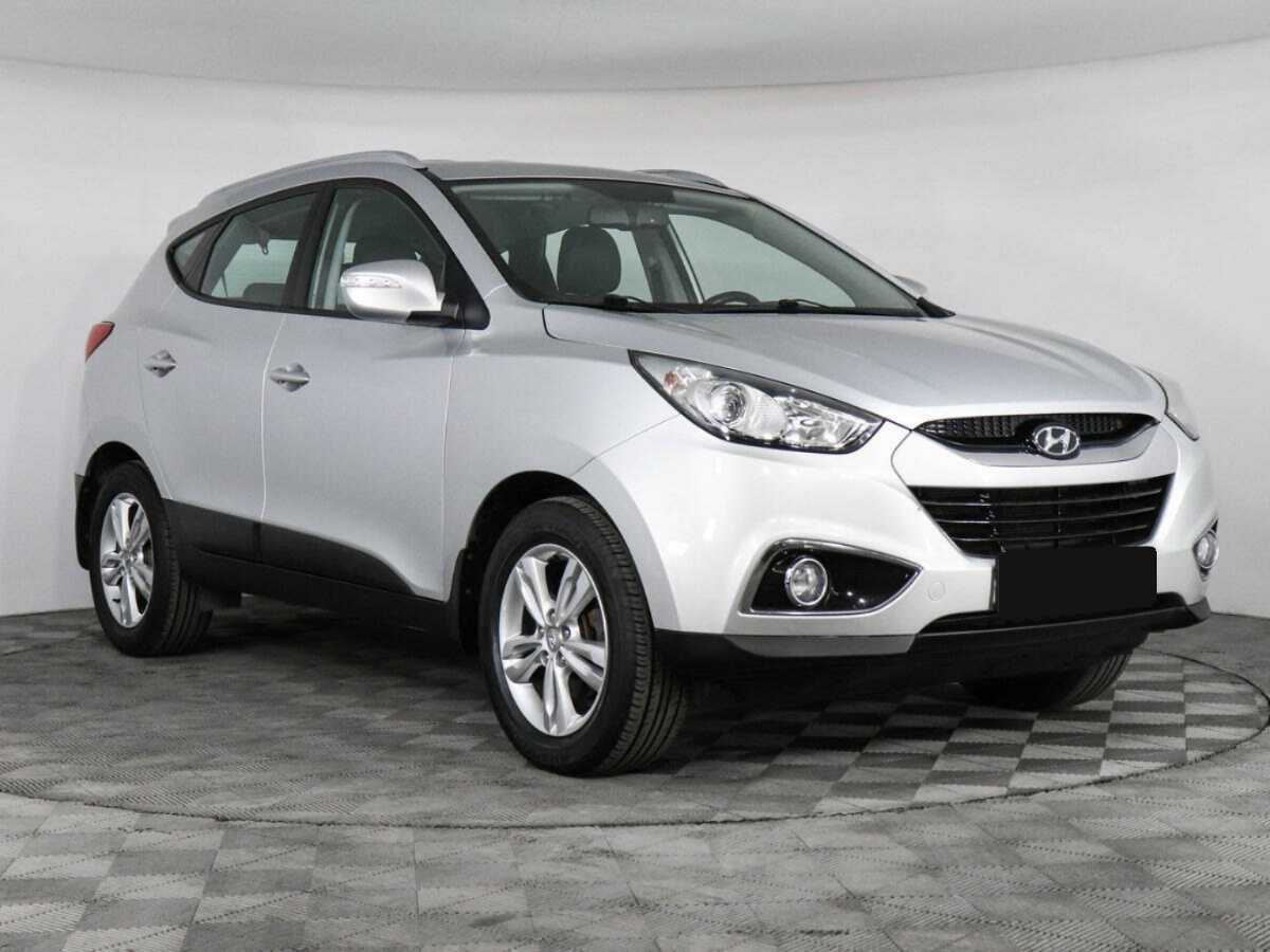 Hyundai ix35 б/у, 2012, Автоматическая. Фото: #2