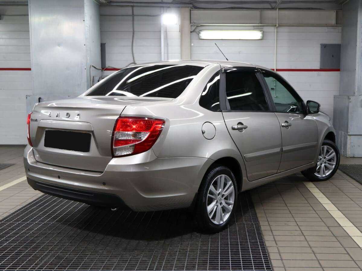 Lada (ВАЗ) Granta б/у, 2020, Механическая. Фото: #1