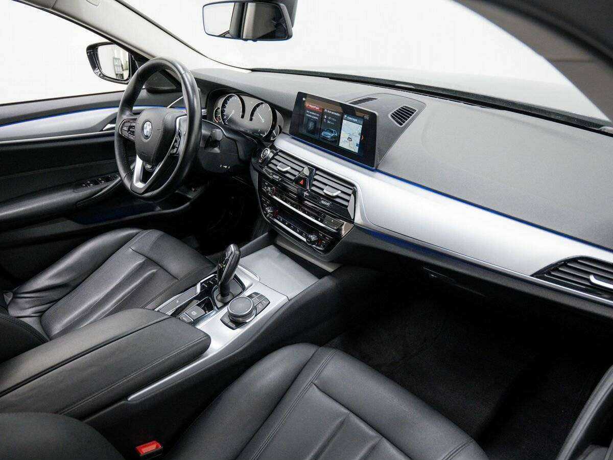 BMW 5 серии б/у, 2017, Автоматическая. Фото: #6
