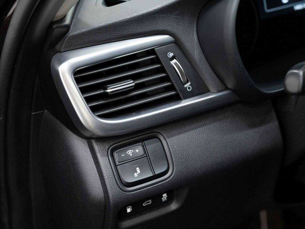 Kia Optima б/у, 2018, Автоматическая. Фото: #16