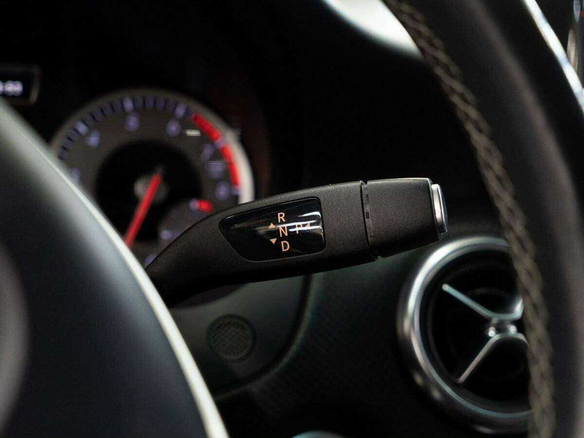 Mercedes-Benz A-Класс б/у, 2013, Роботизированная. Фото: #11