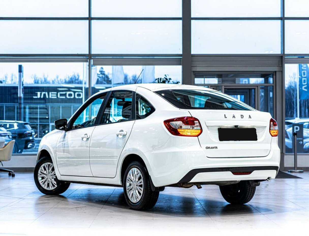 Lada (ВАЗ) Granta б/у, 2023, Механическая. Фото: #3