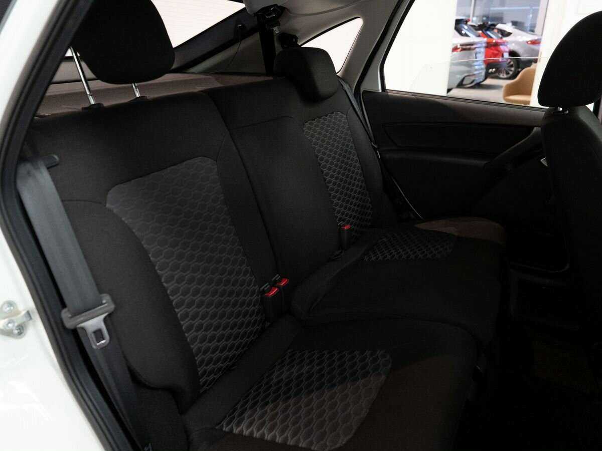 Lada (ВАЗ) Granta б/у, 2023, Механическая. Фото: #7