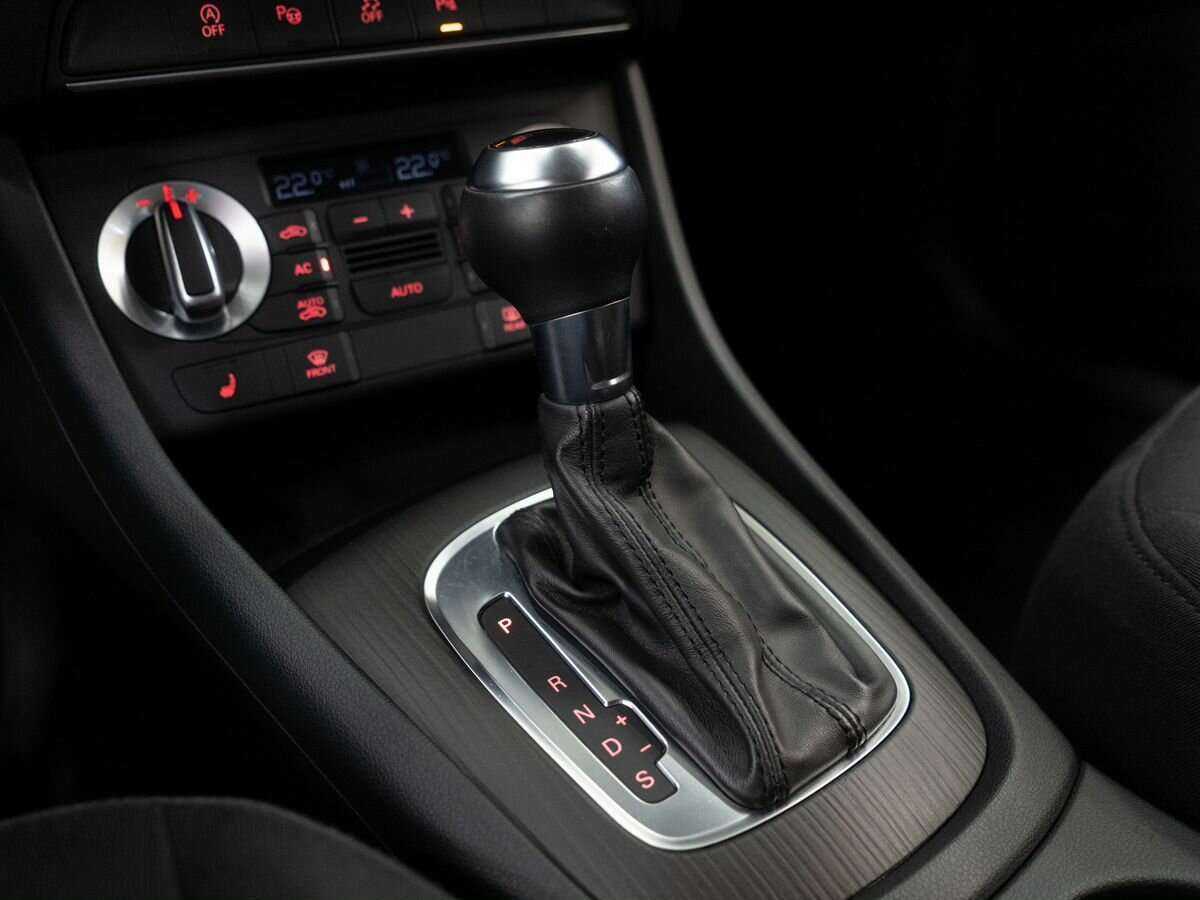 Audi Q3 б/у, 2012, Роботизированная. Фото: #11