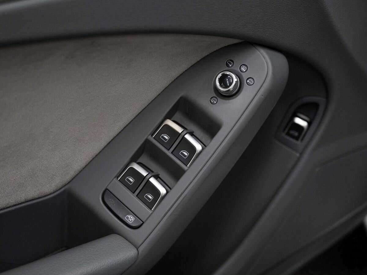 Audi A4 б/у, 2012, Вариатор. Фото: #9