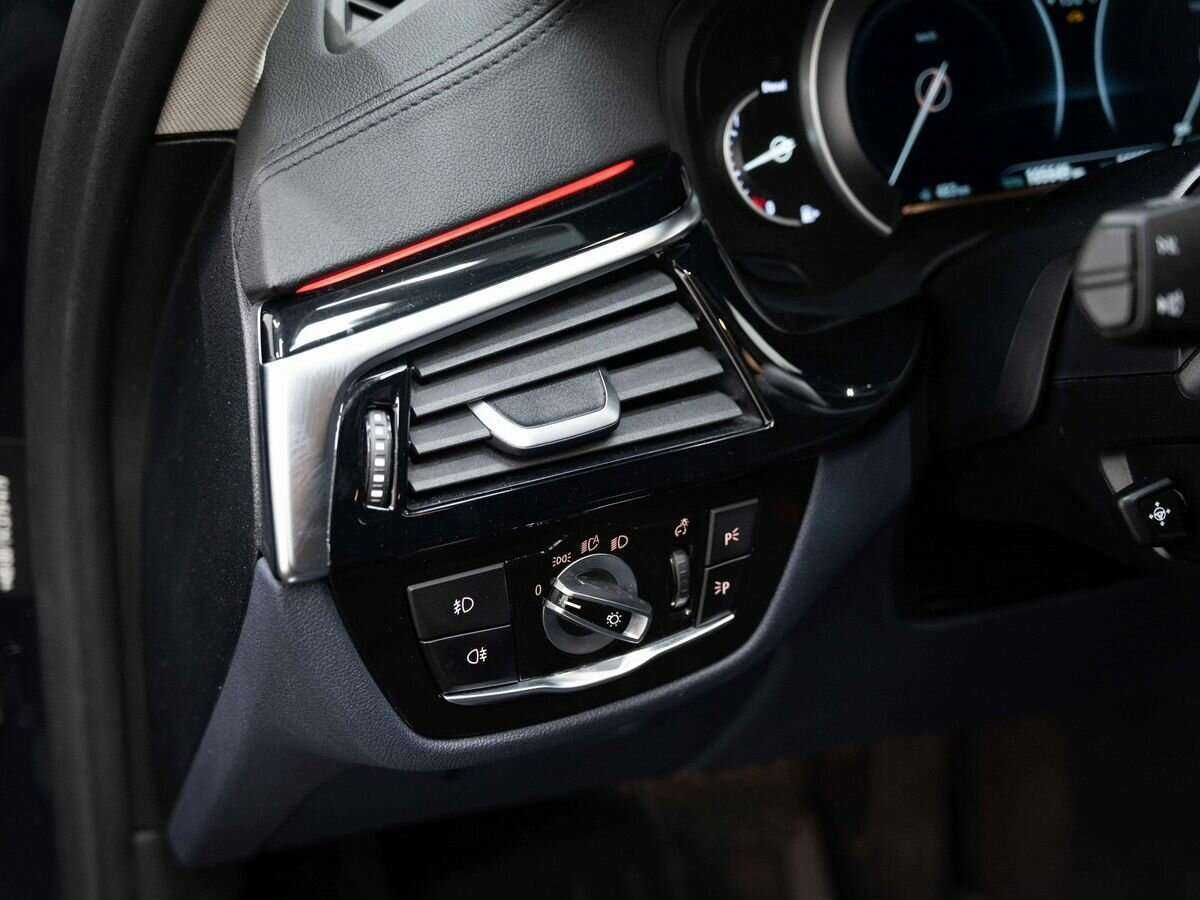 BMW 5 серии б/у, 2017, Автоматическая. Фото: #17