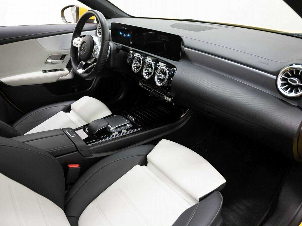 Mercedes-Benz CLA б/у, 2020, Роботизированная. Фото: #8