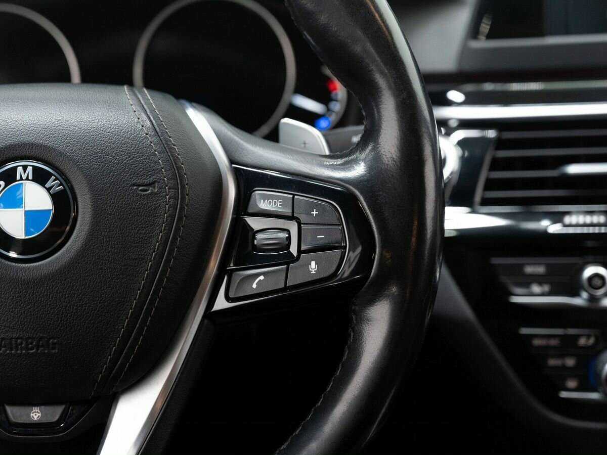 BMW 5 серии б/у, 2019, Автоматическая. Фото: #15