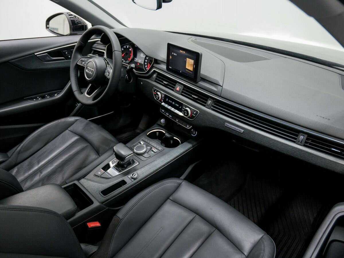 Audi A4 б/у, 2017, Роботизированная. Фото: #7