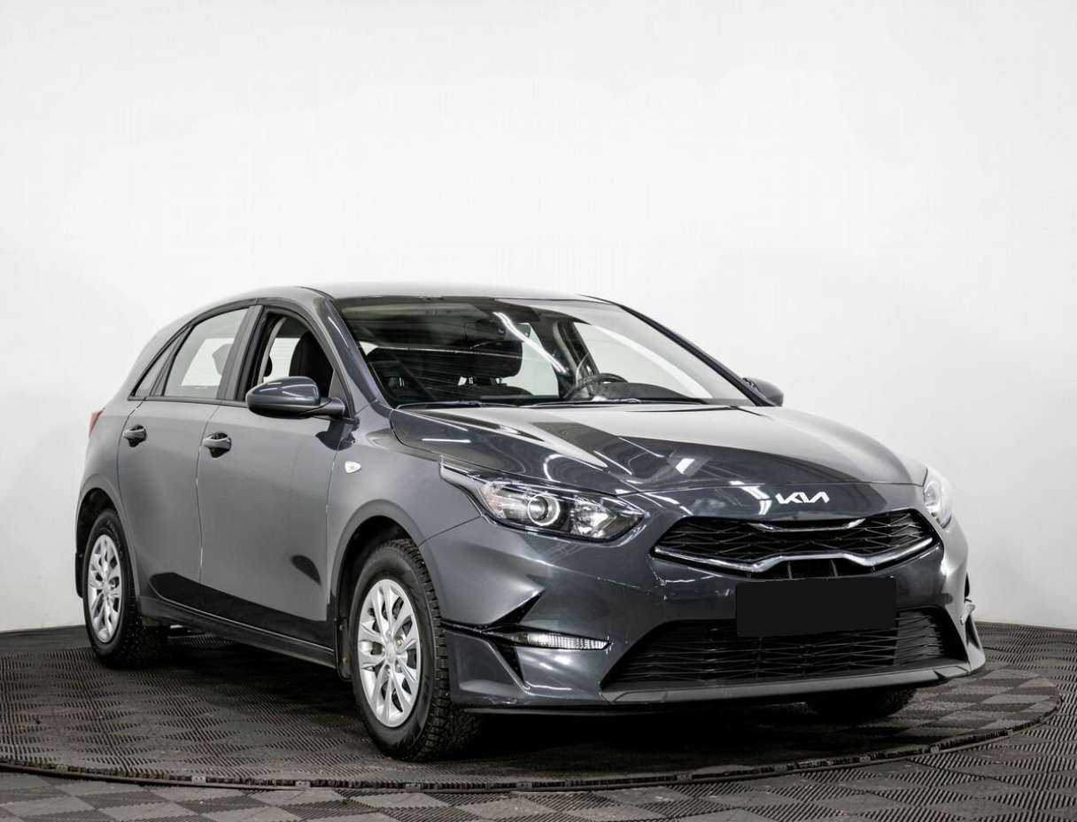 Kia Ceed б/у, 2022, Автоматическая. Фото: #2
