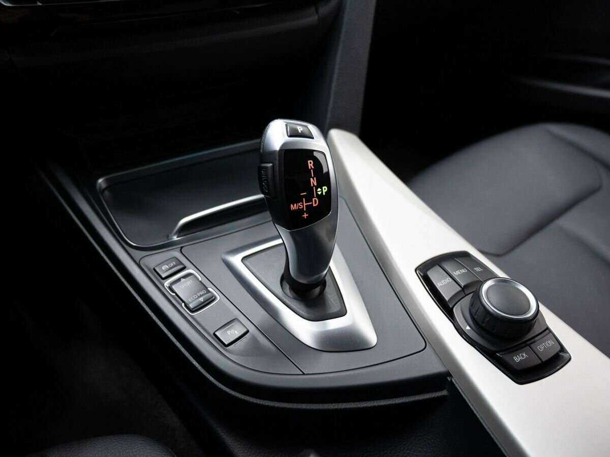 BMW 3 серии б/у, 2016, Автоматическая. Фото: #16