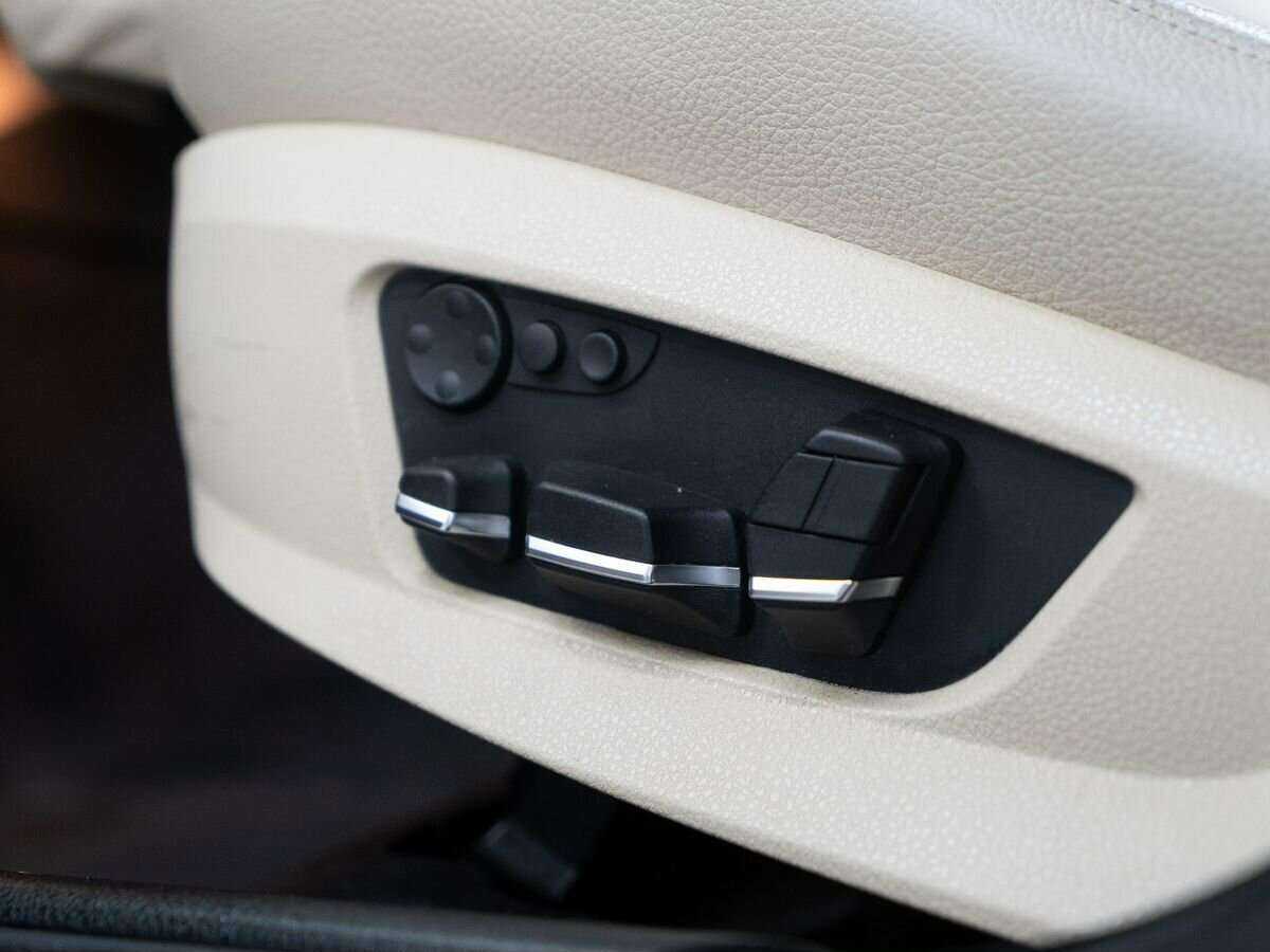 BMW 5 серии б/у, 2012, Автоматическая. Фото: #15