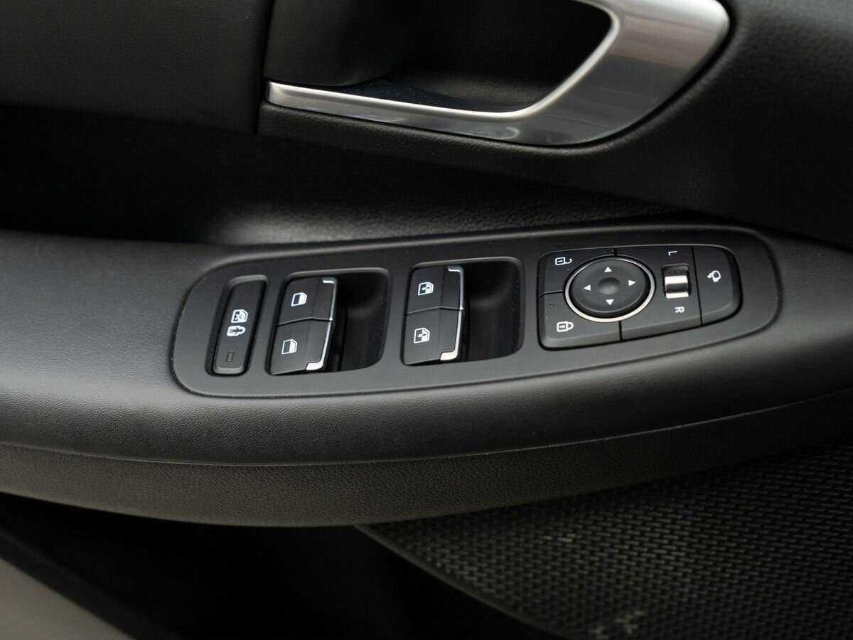 Hyundai Sonata б/у, 2020, Автоматическая. Фото: #13