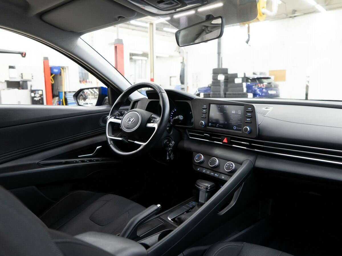 Hyundai Elantra б/у, 2021, Автоматическая. Фото: #15