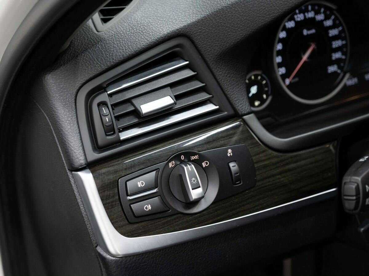 BMW 5 серии б/у, 2016, Автоматическая. Фото: #21