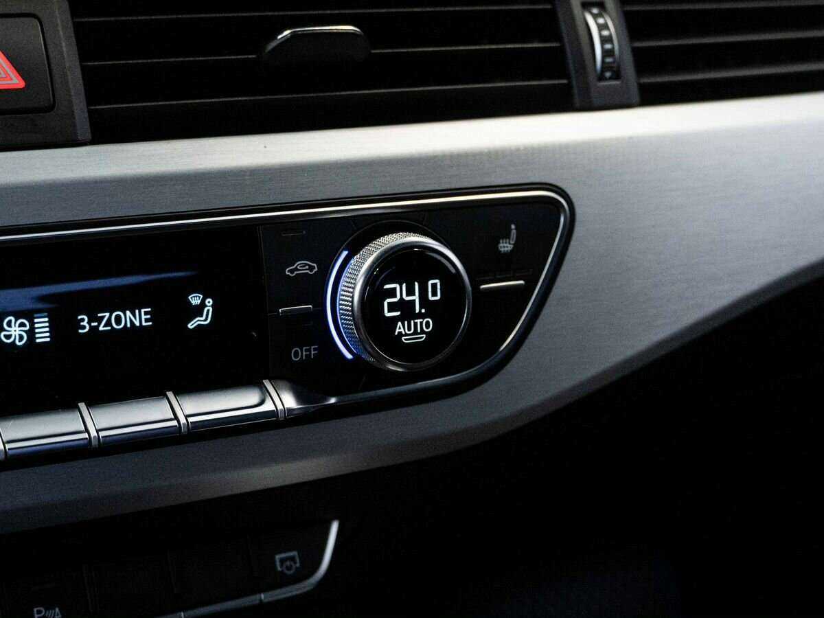 Audi A4 б/у, 2018, Роботизированная. Фото: #25