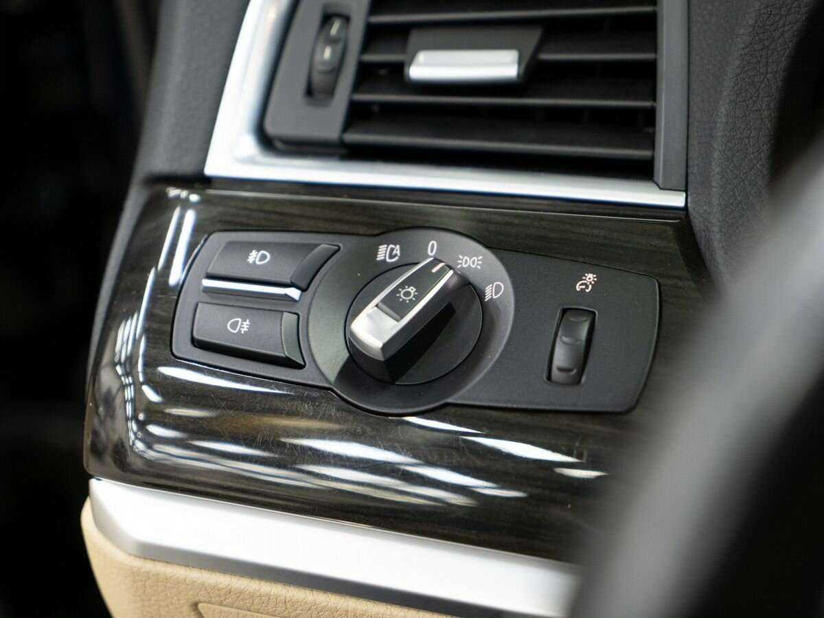 BMW 5 серии б/у, 2014, Автоматическая. Фото: #17