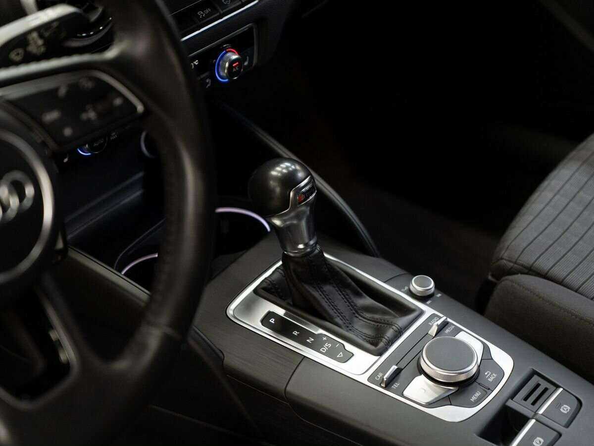 Audi A3 б/у, 2017, Роботизированная. Фото: #11