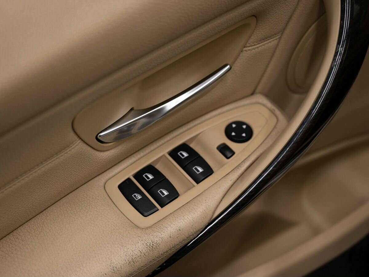 BMW 3 серии б/у, 2012, Автоматическая. Фото: #18