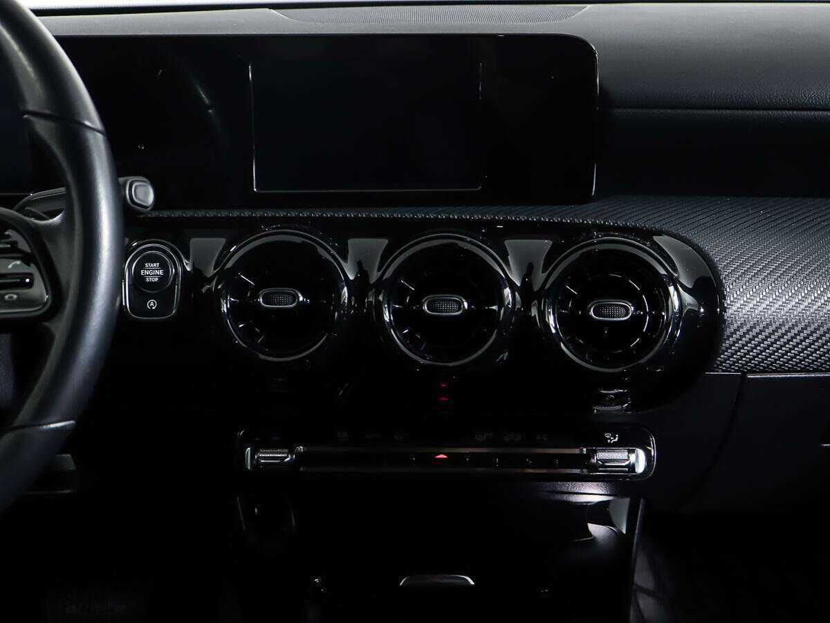 Mercedes-Benz A-Класс б/у, 2019, Роботизированная. Фото: #12