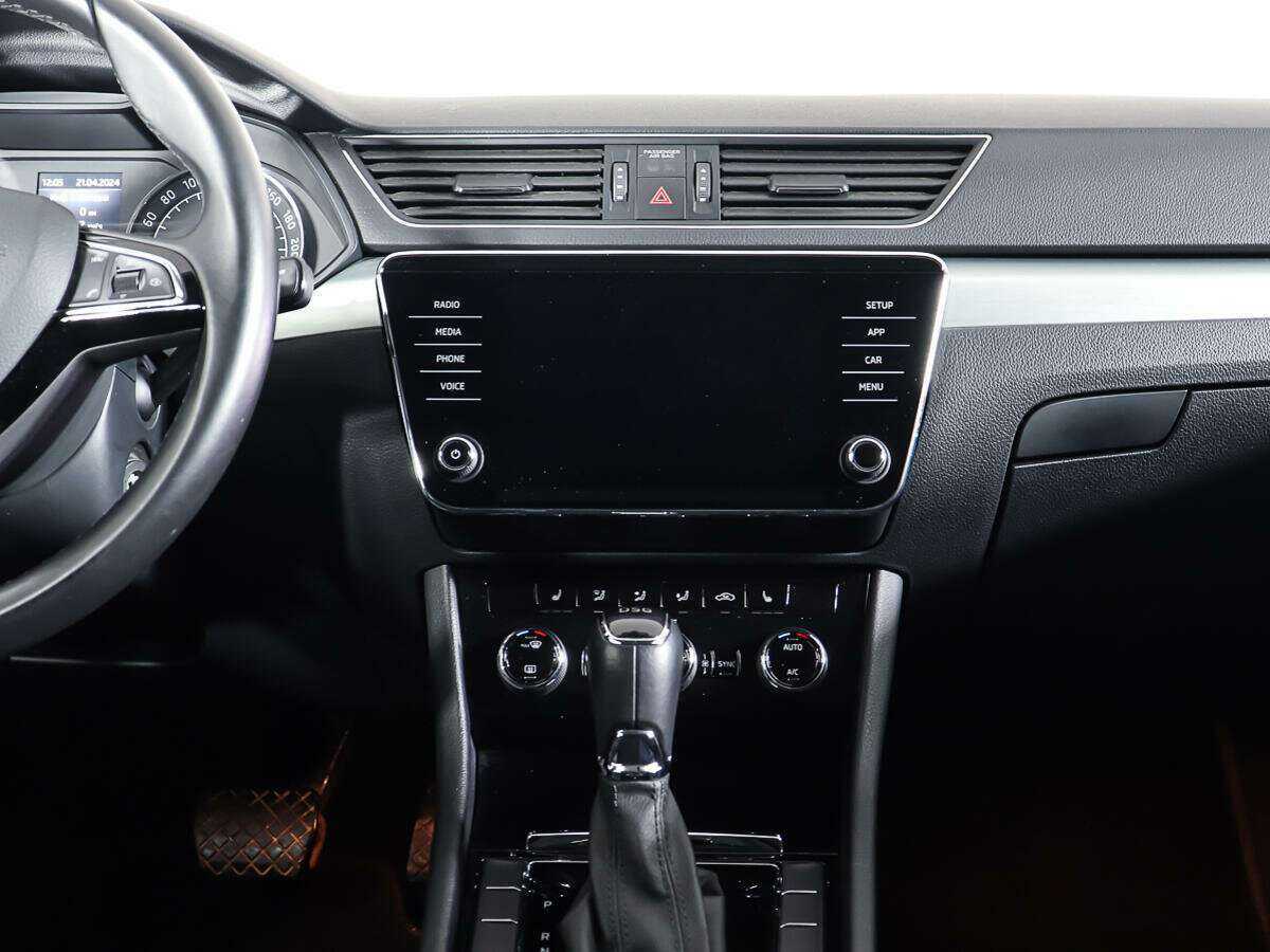 Skoda Superb б/у, 2017, Роботизированная. Фото: #10