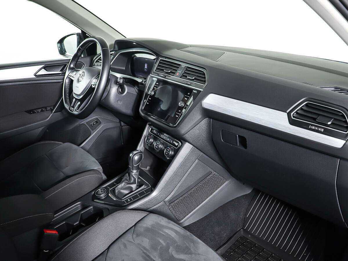 Volkswagen Tiguan б/у, 2018, Роботизированная. Фото: #8