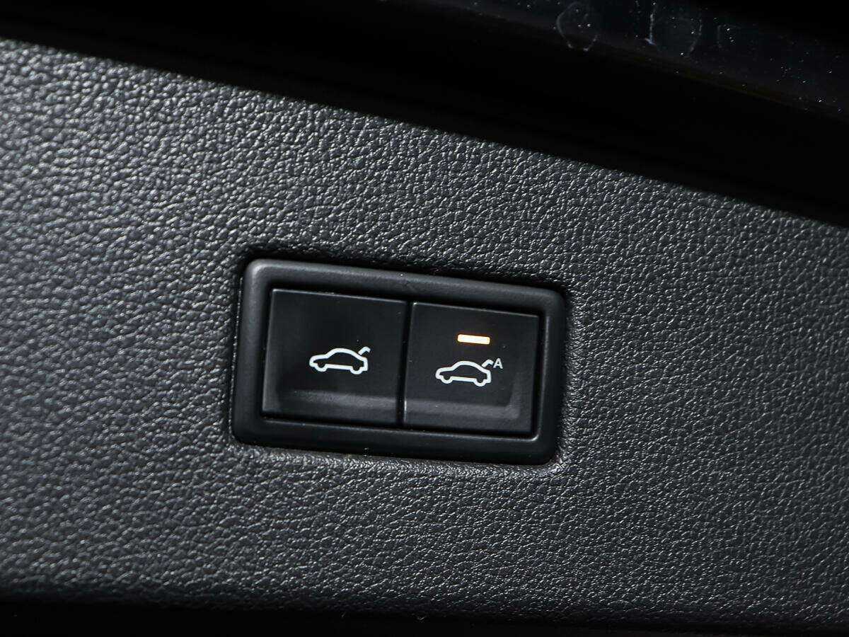 Volkswagen Tiguan б/у, 2018, Роботизированная. Фото: #18