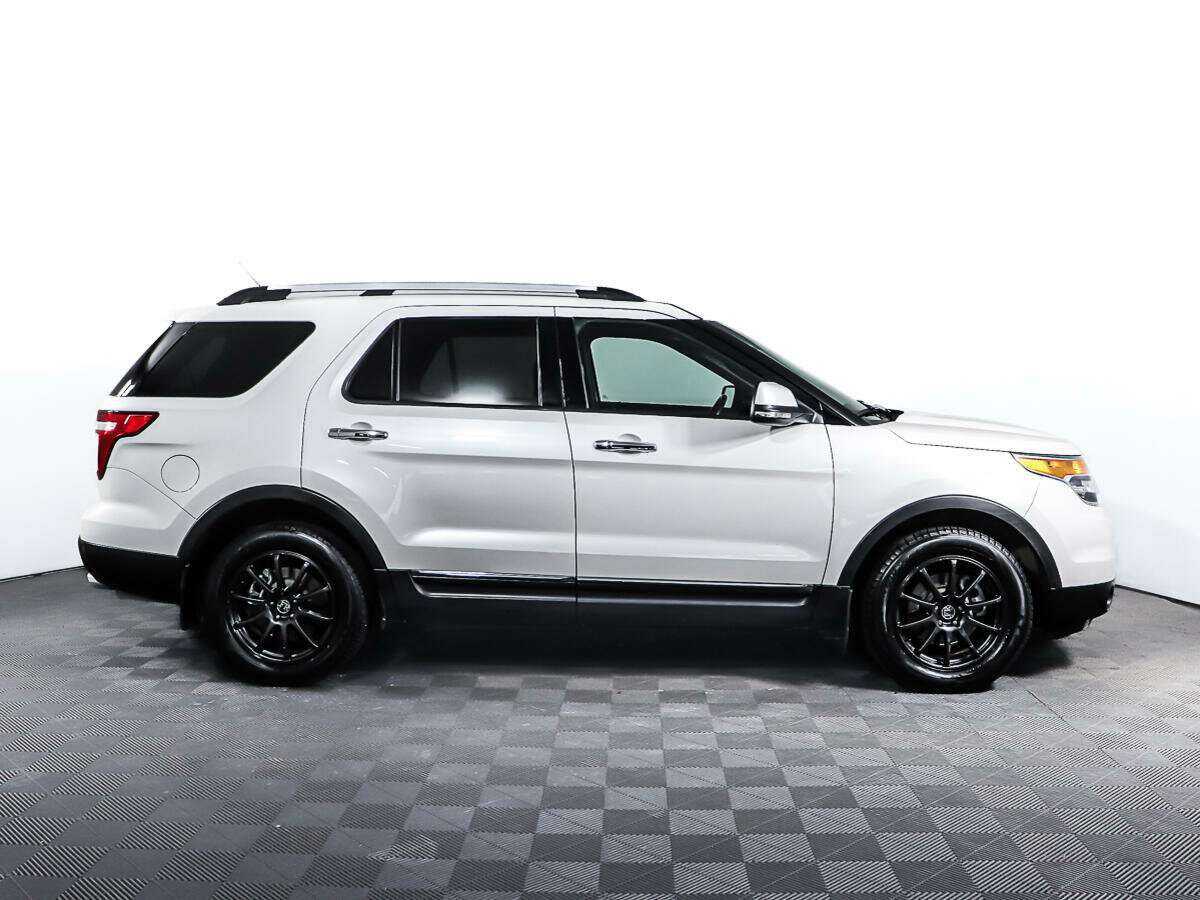 Ford Explorer б/у, 2012, Автоматическая. Фото: #3