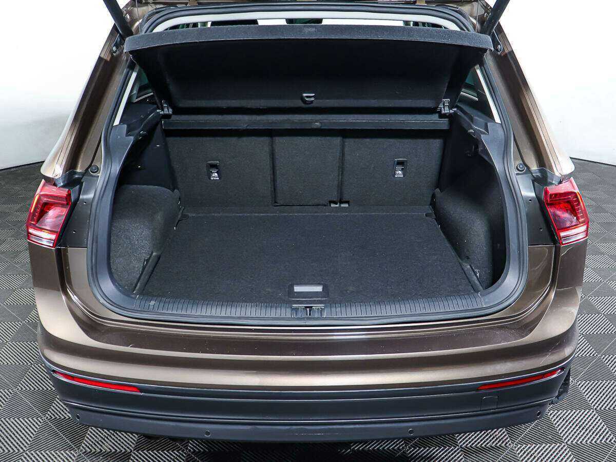 Volkswagen Tiguan б/у, 2018, Роботизированная. Фото: #8