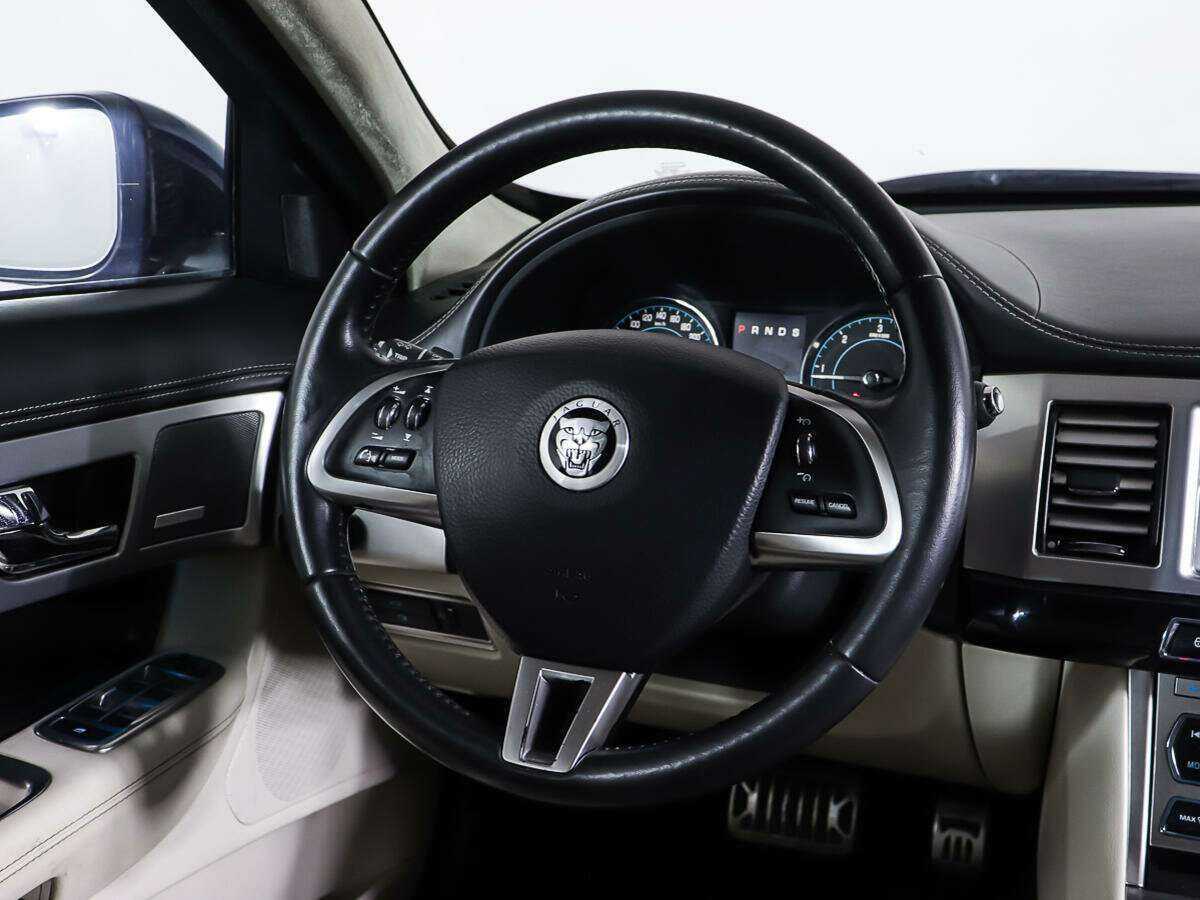 Jaguar XF б/у, 2012, Автоматическая. Фото: #14