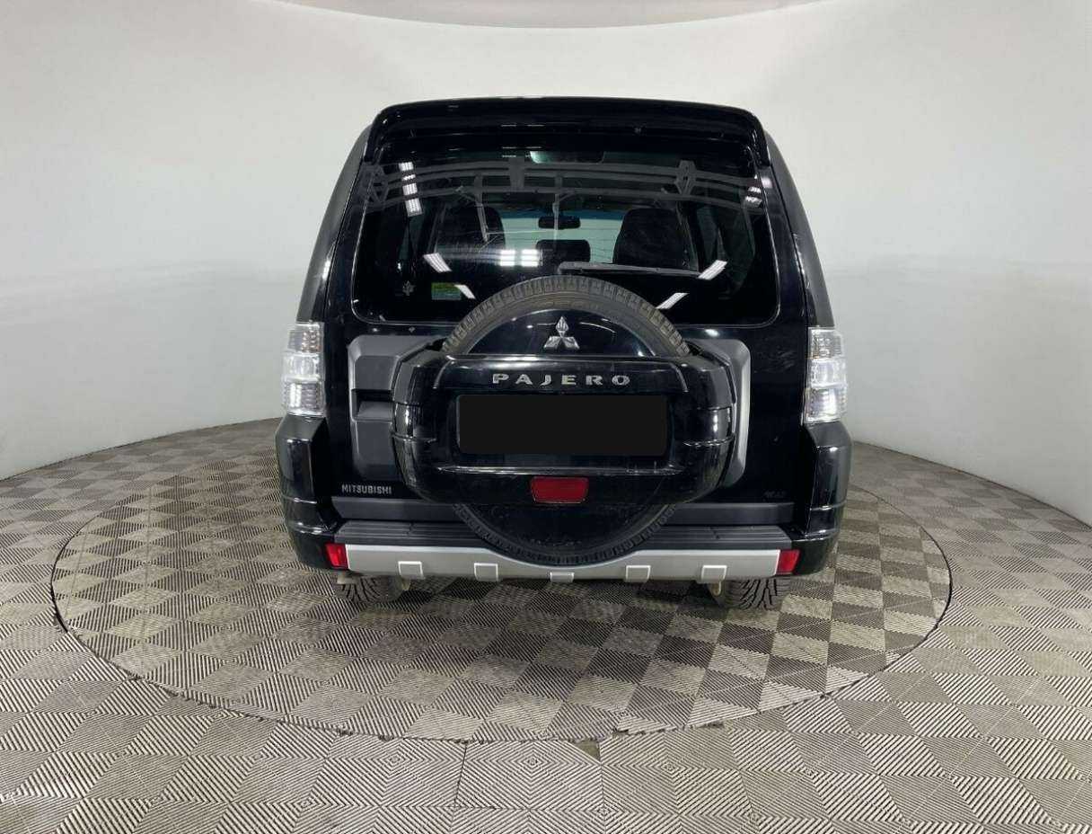 Mitsubishi Pajero б/у, 2012, Автоматическая. Фото: #2