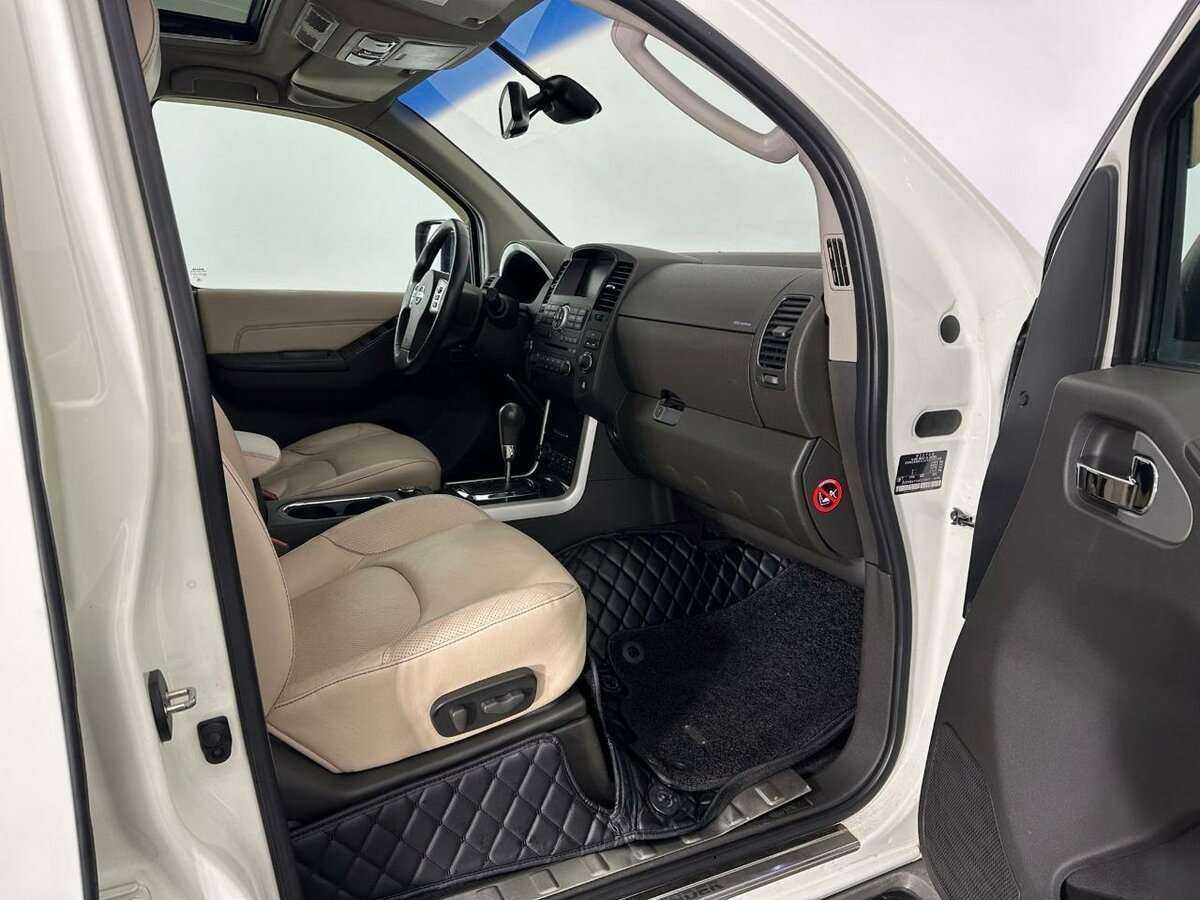 Nissan Pathfinder б/у, 2012, Автоматическая. Фото: #13