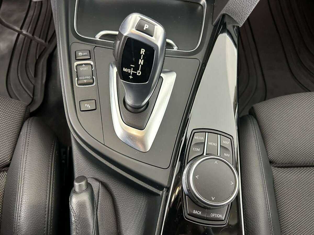 BMW 3 серии б/у, 2016, Автоматическая. Фото: #12