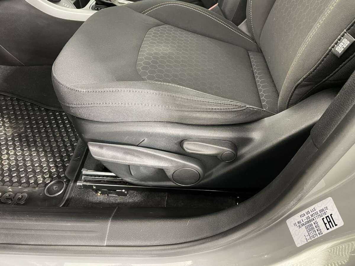 Jeep Compass б/у, 2019, Автоматическая. Фото: #9